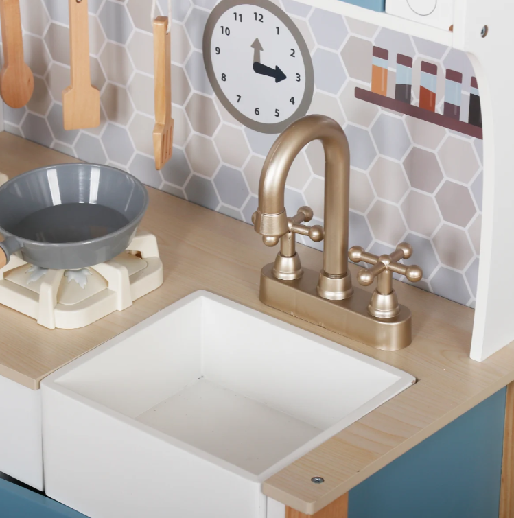 מטבח עץ אלקטרוני עם אביזרים - דגם "רומי"